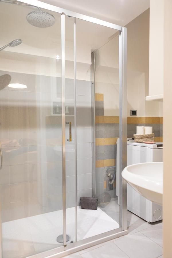 Xenia Apartments - Enjoy Porta Venezia In Modern Apt- 10 Min From Duomo Milan Exterior photo